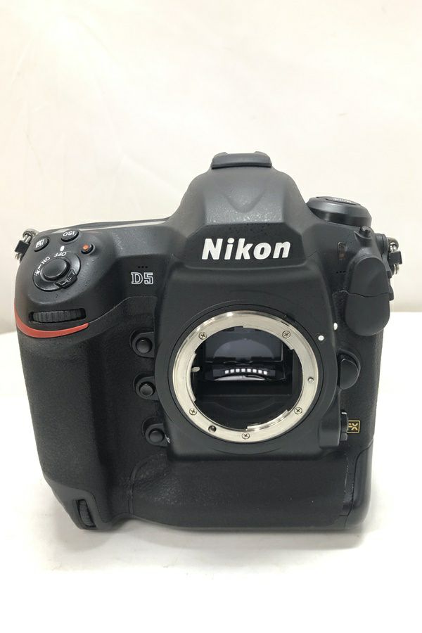 送料無料】Nikon ニコン D5ボディ XQD
