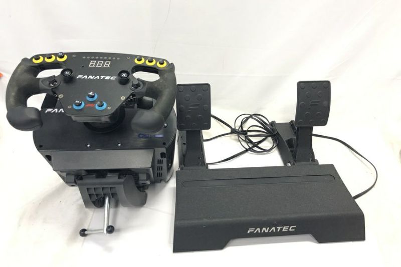 送料無料】◇FANATEC CSL Elite F1 set For PS4 現状品