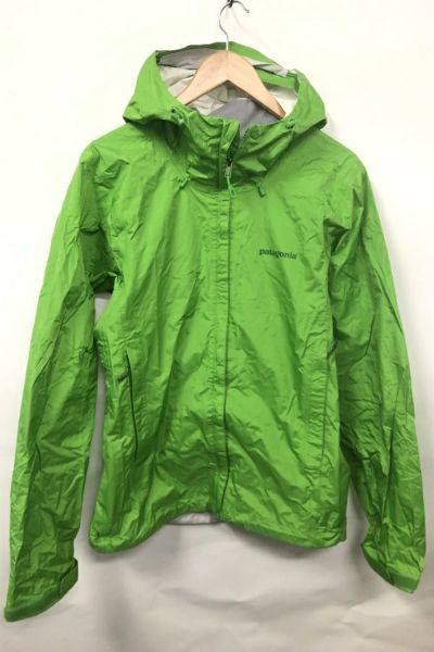 送料無料】◇Patagonia パタゴニア Refugitive Jacket マウンテンパーカ ナイロン 83615FA15 サイズXL