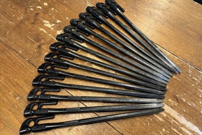 【送料無料】◇村の鍛冶屋 エリッゼステーク 鍛造ペグ 28cm 14本 曲がりあり数本/現状品