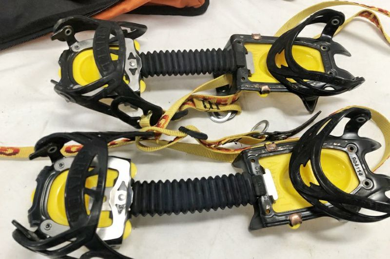 送料無料】◇GRIVEL グリベル 10本爪アイゼン G10 ワイド