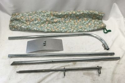 【送料無料】◇Coleman コールマン  ポータブルランタンスタンド 149-7110 現状品