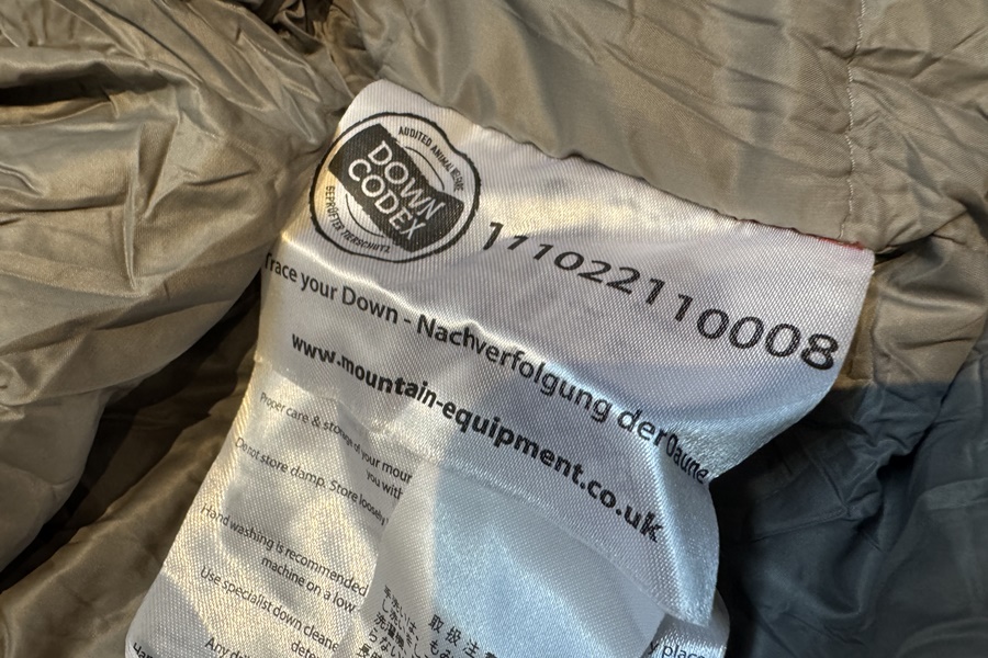 送料無料】◇Mountain Equipment マウンテンイクイップメント helium