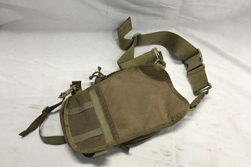 送料無料】◇BRIEFING ブリーフィング ドロップポーチ