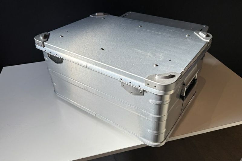 送料無料】◇CAMVIL ケムビル アルミボックス 60L アルミコンテナ