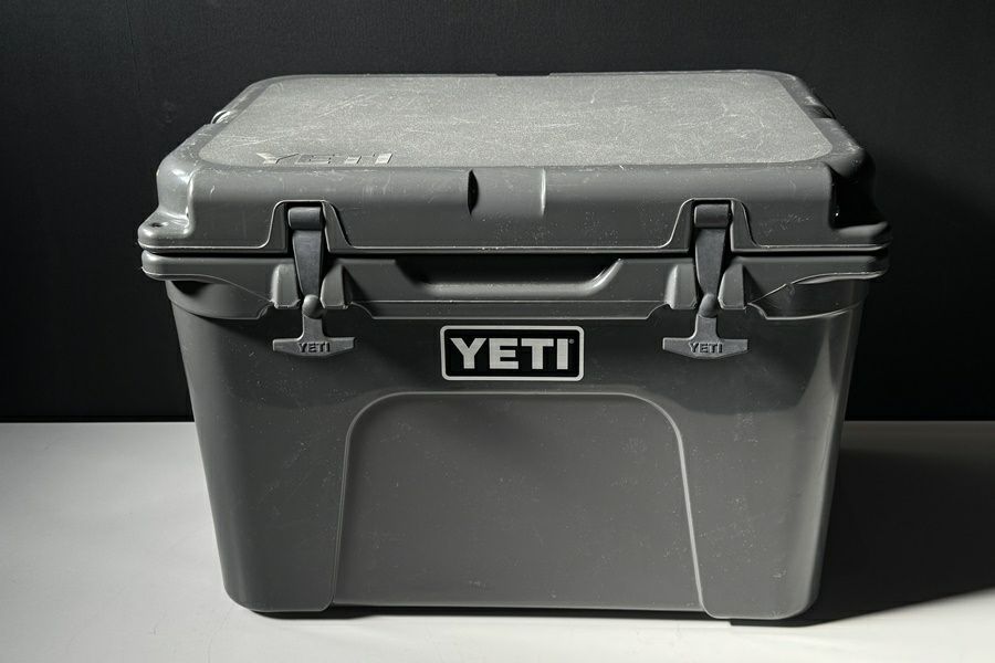 【美品】YETI/イエティ/アッシュグレー 0489b8a5799101f3bd474217505358